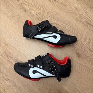 Peloton Cycling Shoes size 39